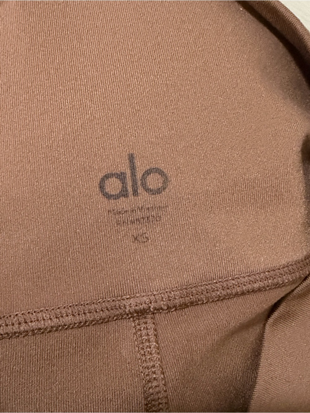 Alo Yoga Biker Shorts - Picture 3 of 3